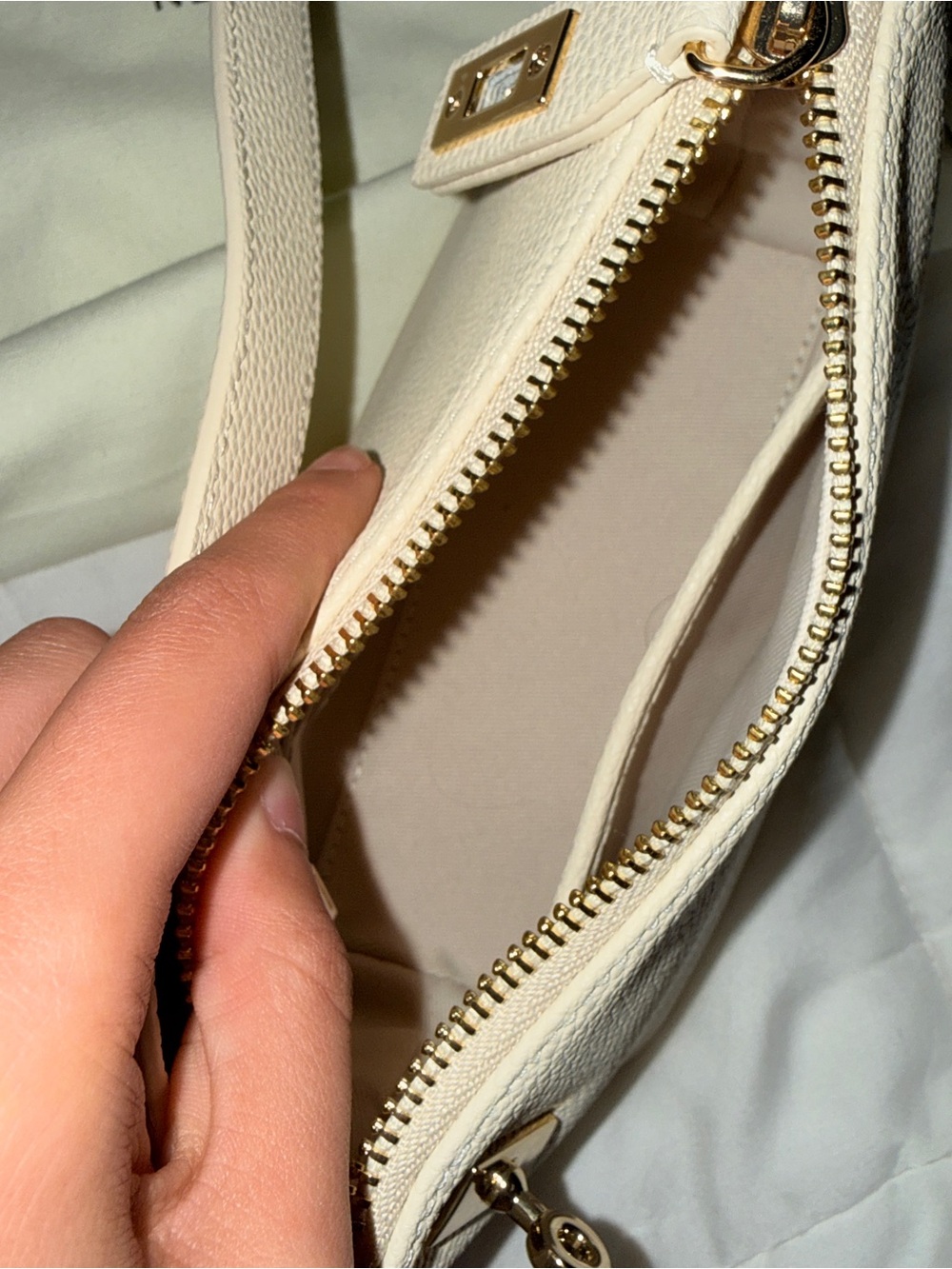 VERAFIED NYC twister hobo bag ivory - Picture 4 of 6